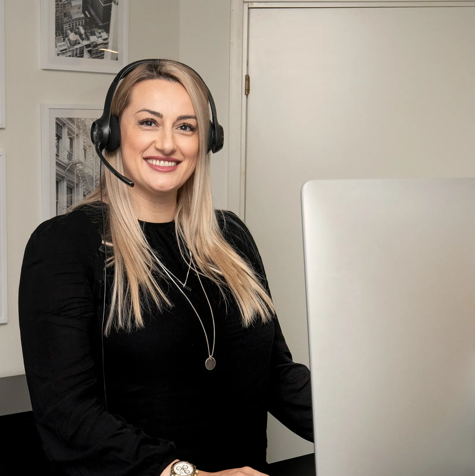Branka, som driver Wolf Property Services